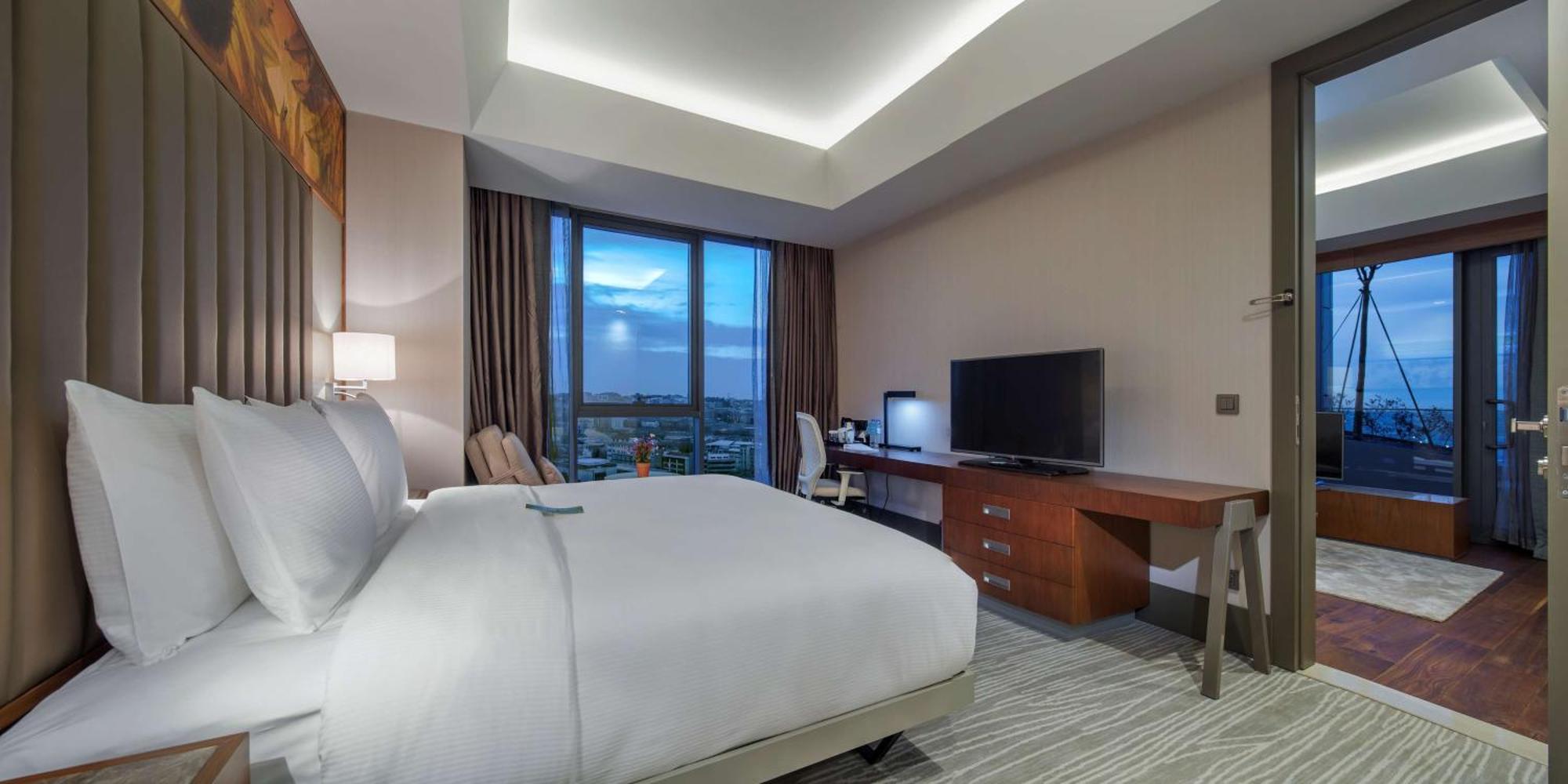 Hilton Garden Inn Istanbul Atatuerk Airport Istambul Exterior foto