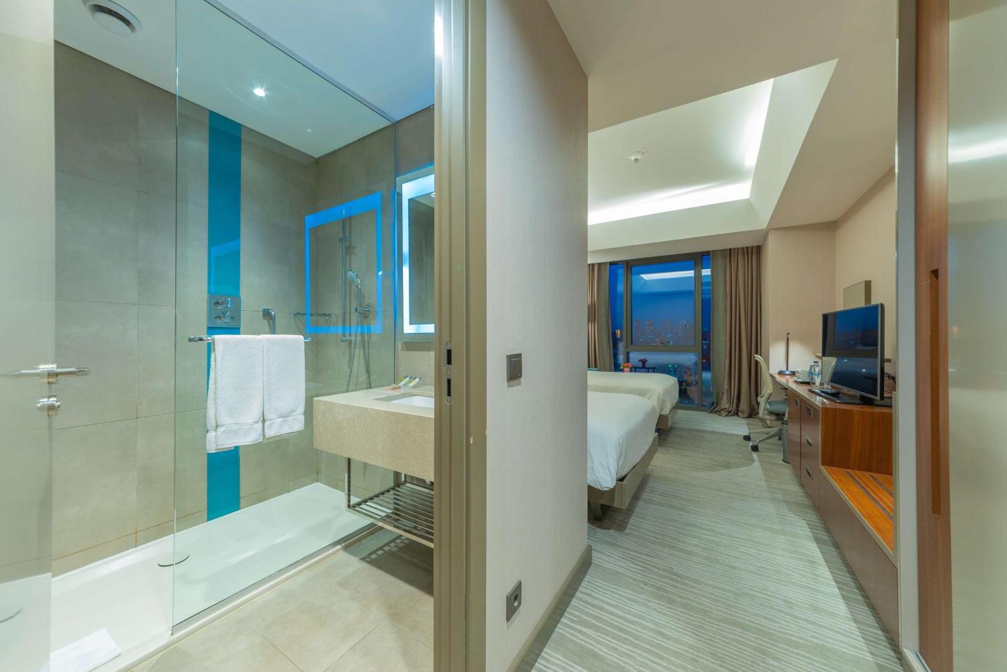 Hilton Garden Inn Istanbul Atatuerk Airport Istambul Exterior foto